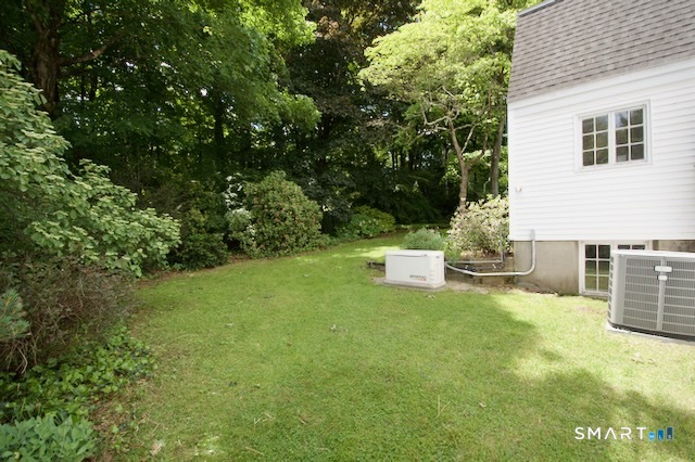 76 Hillsboro Drive West Hartford CT 06107