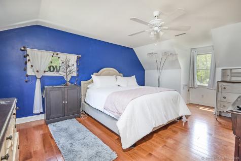 17 Grays Farm Road Weston CT 06883