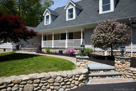 17 Grays Farm Road Weston CT 06883
