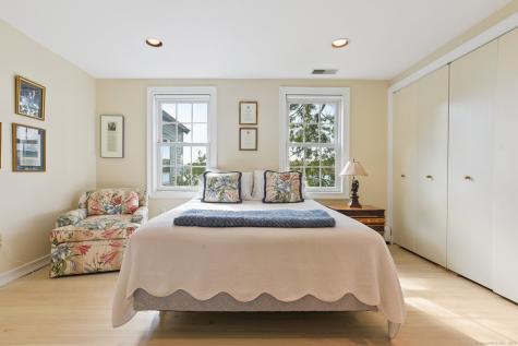 65 Neptune Drive Groton CT 06340