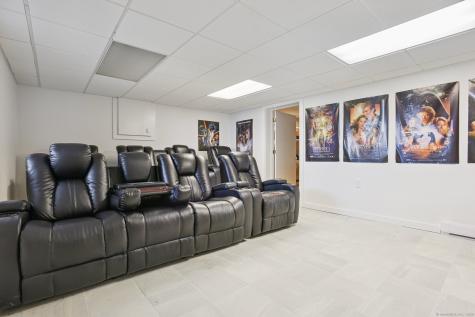 65 Neptune Drive Groton CT 06340