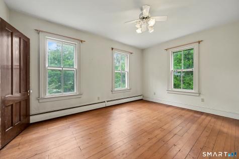33 Hatch Road Bridgewater CT 06752