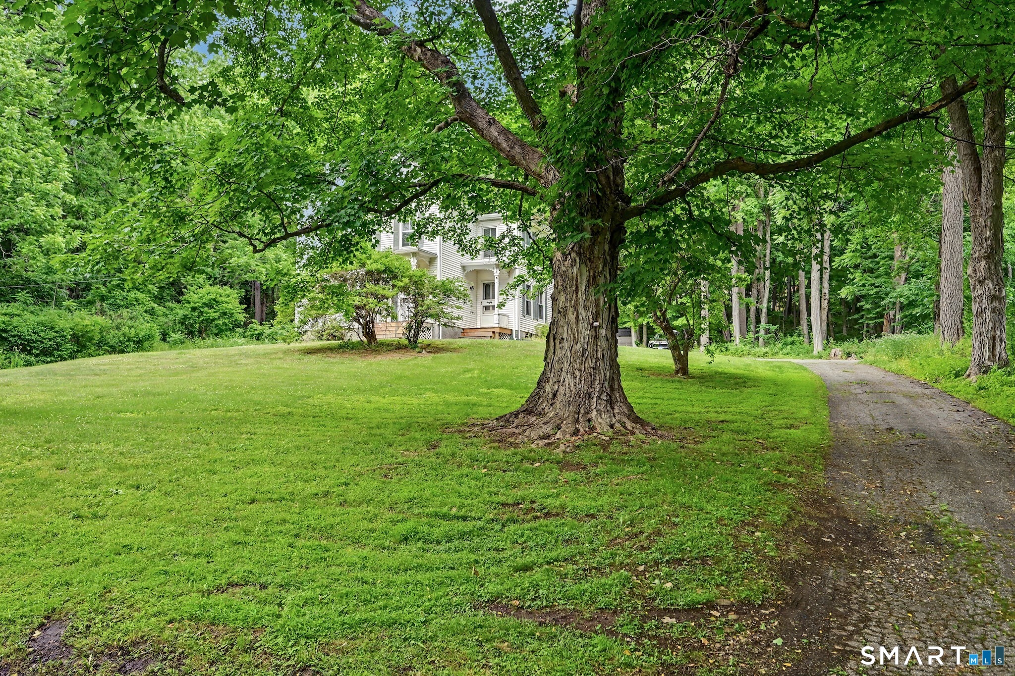 33 Hatch Road Bridgewater CT 06752