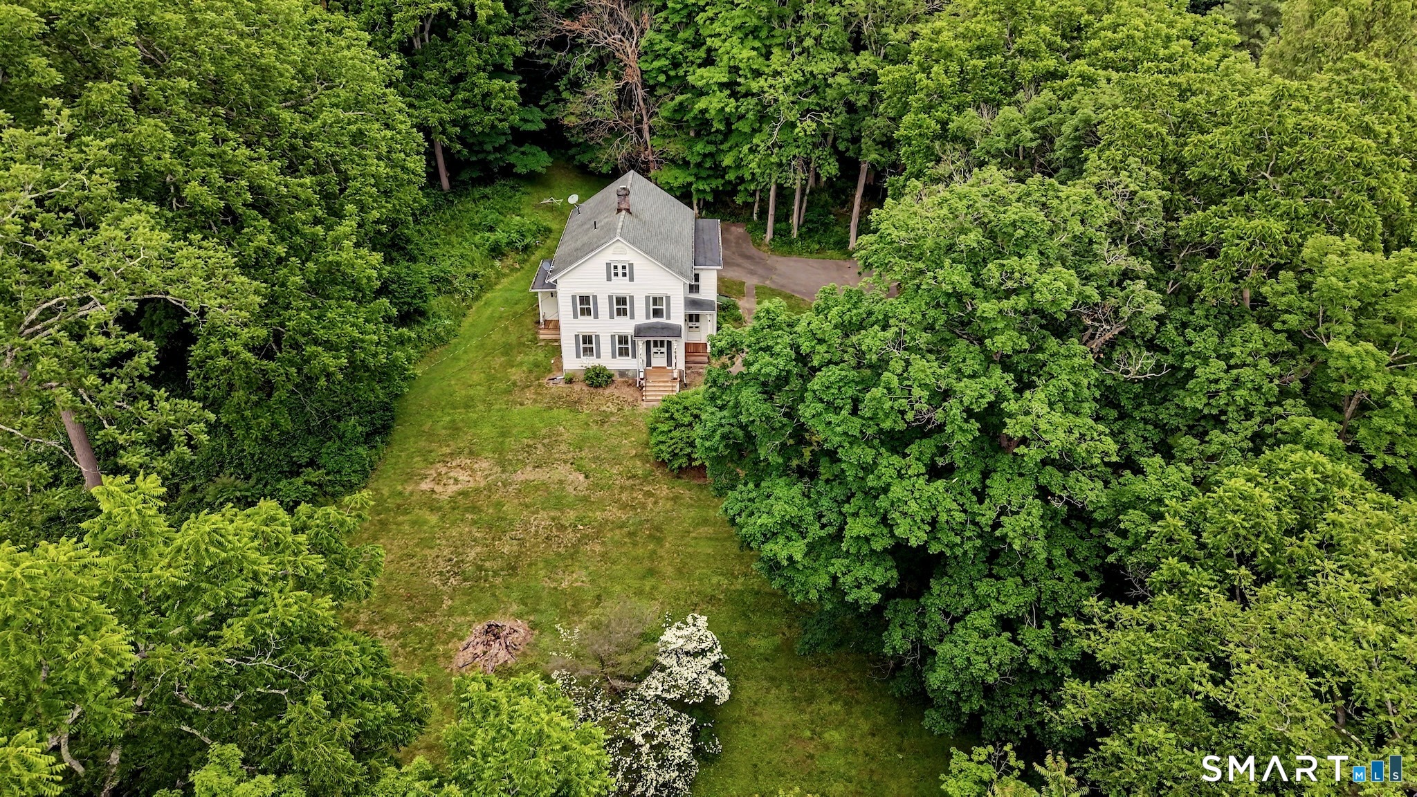 33 Hatch Road Bridgewater CT 06752