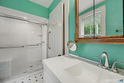 33 Hatch Road Bridgewater CT 06752