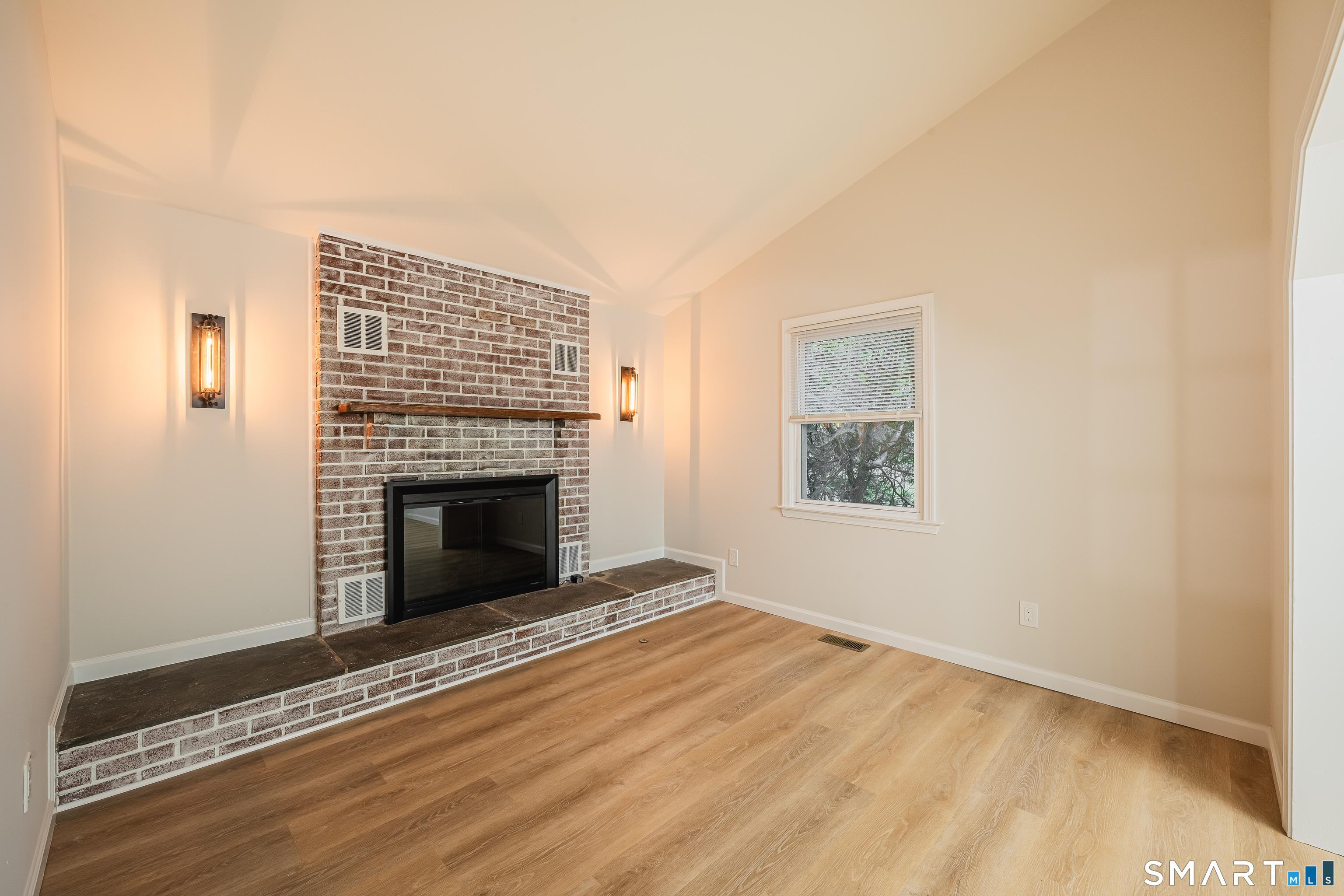 132 Hollyberry Lane Plainville CT 06062