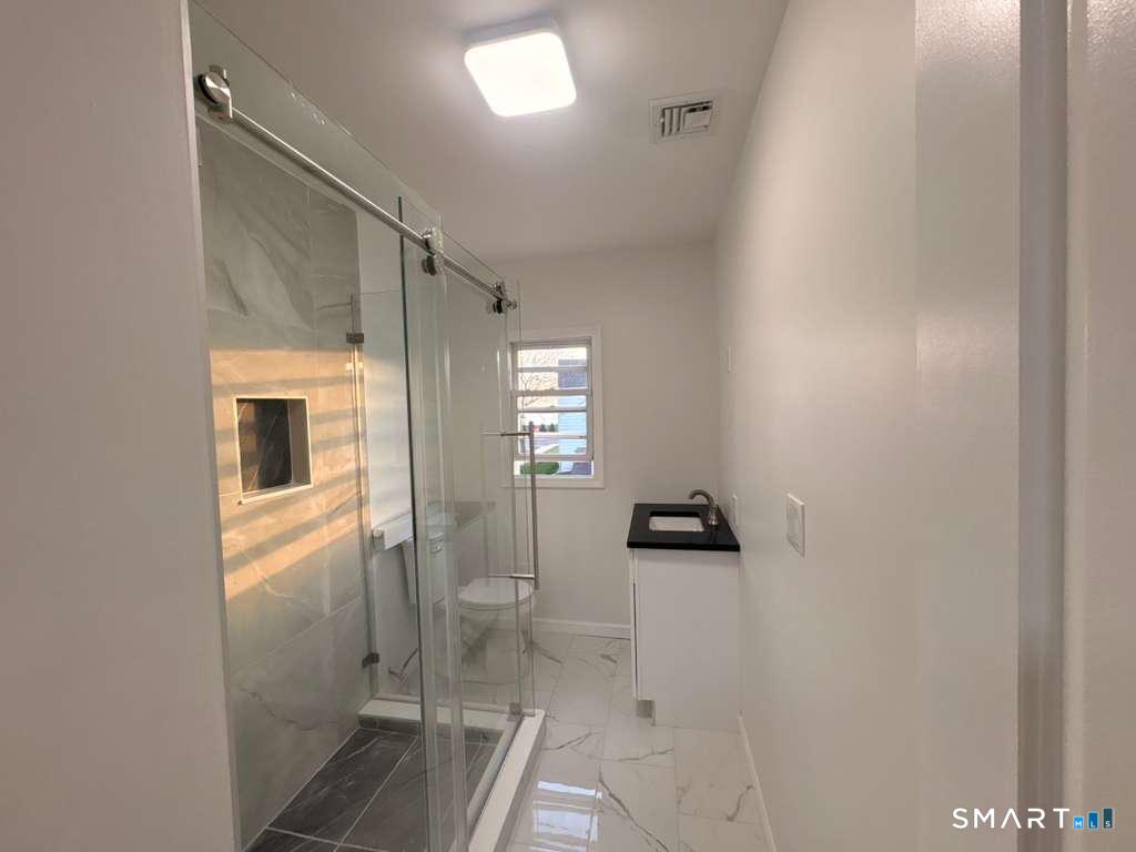 16 Shoreham Road New Haven CT 06512