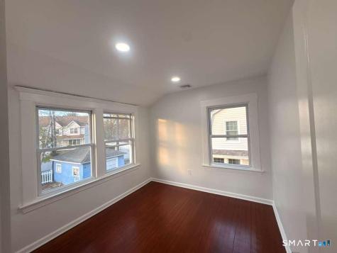 16 Shoreham Road New Haven CT 06512