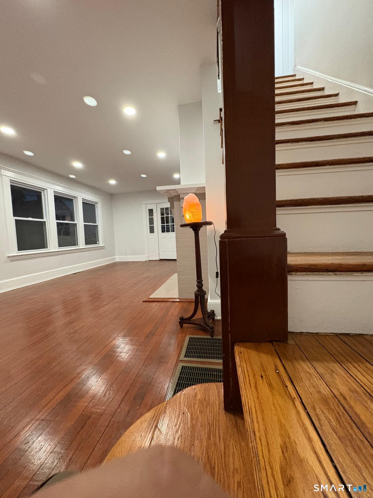 16 Shoreham Road New Haven CT 06512