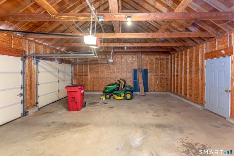 20 Walt Drive Meriden CT 06450