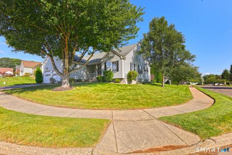 18 Gibson Lane Middletown CT 06457