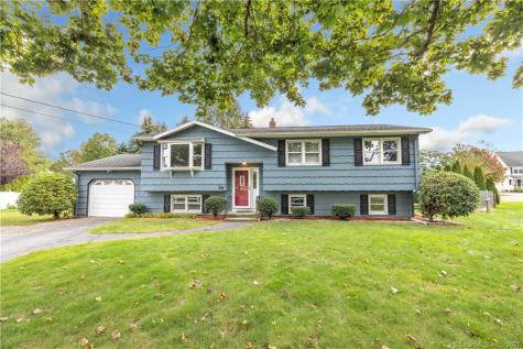 24 Chelsea Circle Milford CT 06460