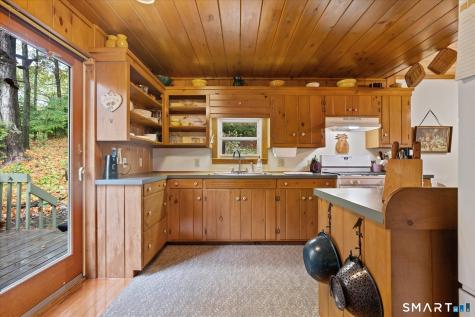 70 Woodstock Road Pomfret CT 06259