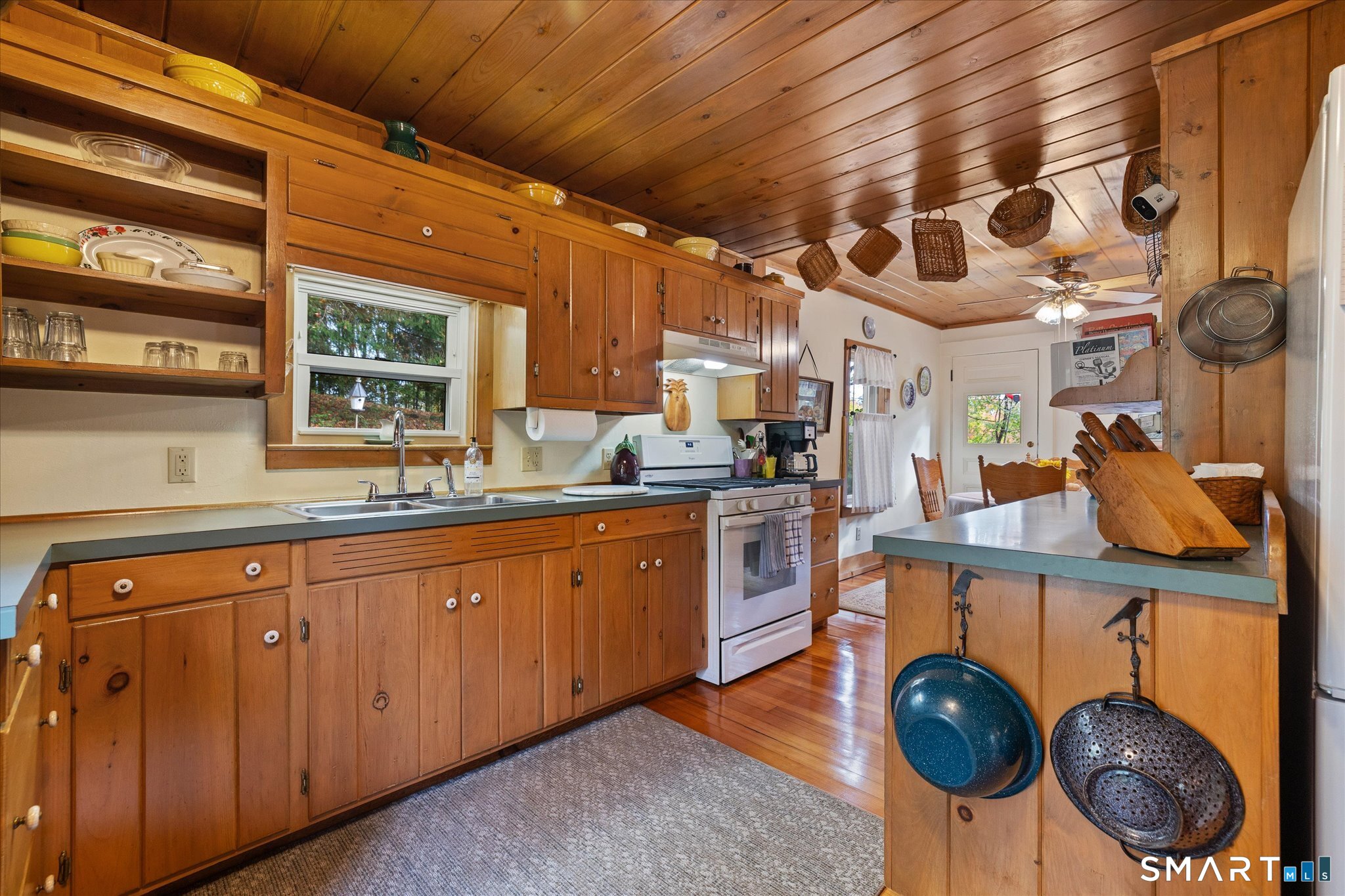 70 Woodstock Road Pomfret CT 06259
