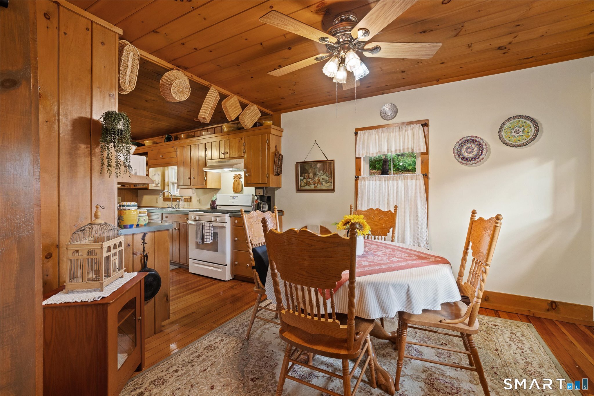 70 Woodstock Road Pomfret CT 06259