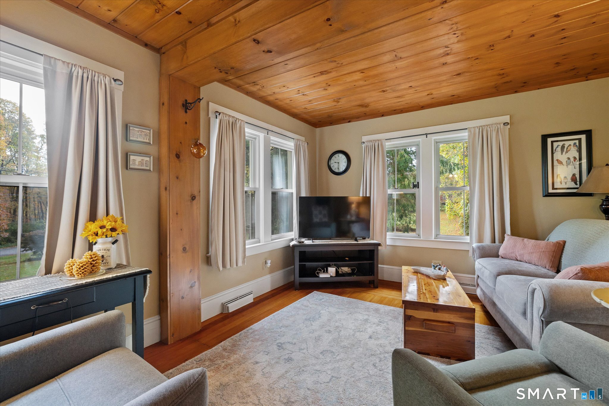 70 Woodstock Road Pomfret CT 06259