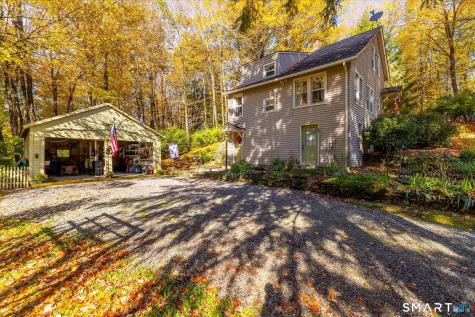 70 Woodstock Road Pomfret CT 06259