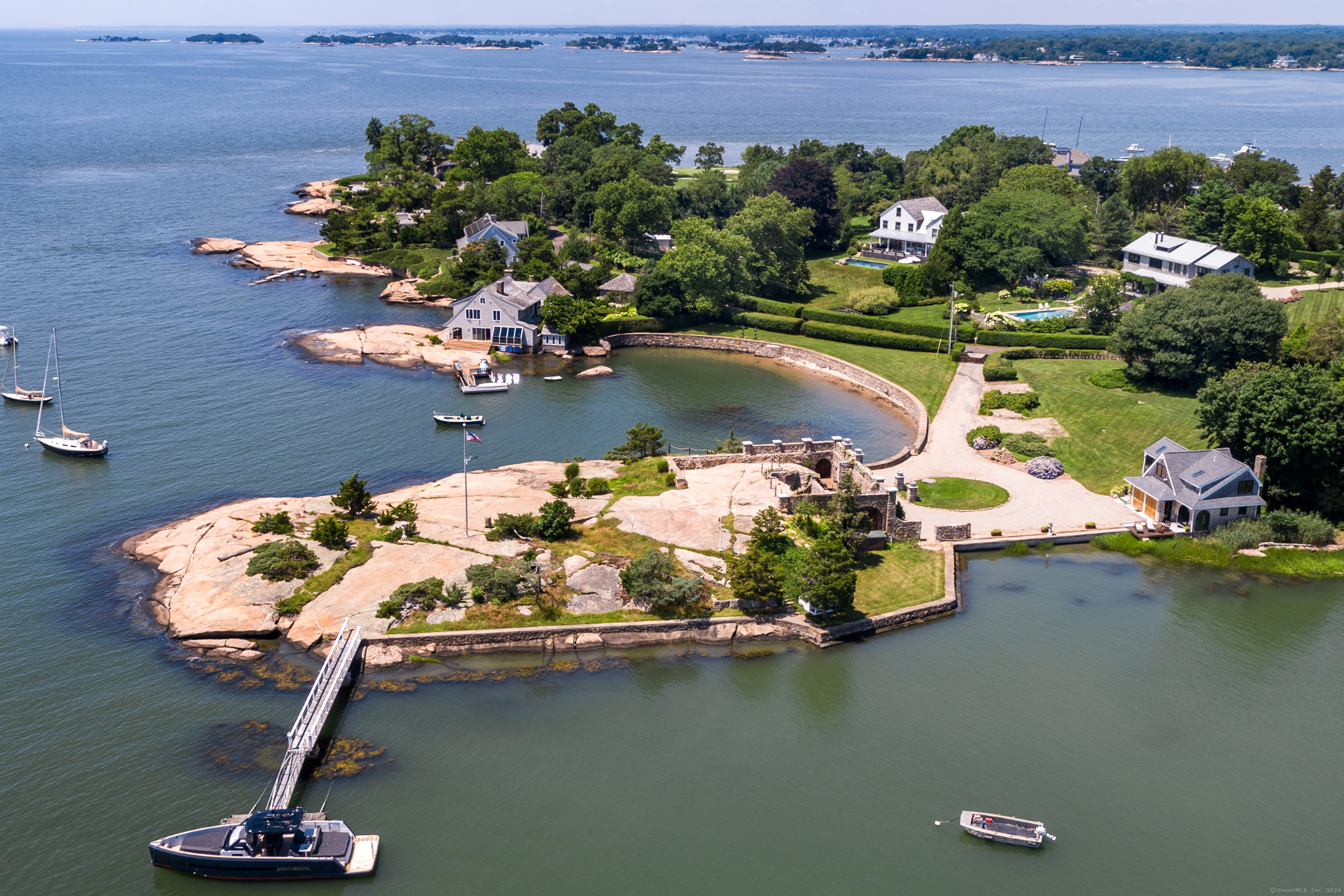 215 Uncas Point Road Guilford CT 06437