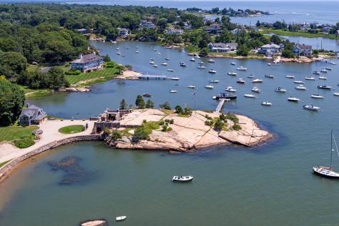 215 Uncas Point Road Guilford CT 06437