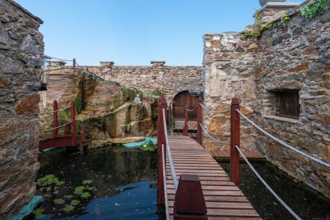 215 Uncas Point Road Guilford CT 06437