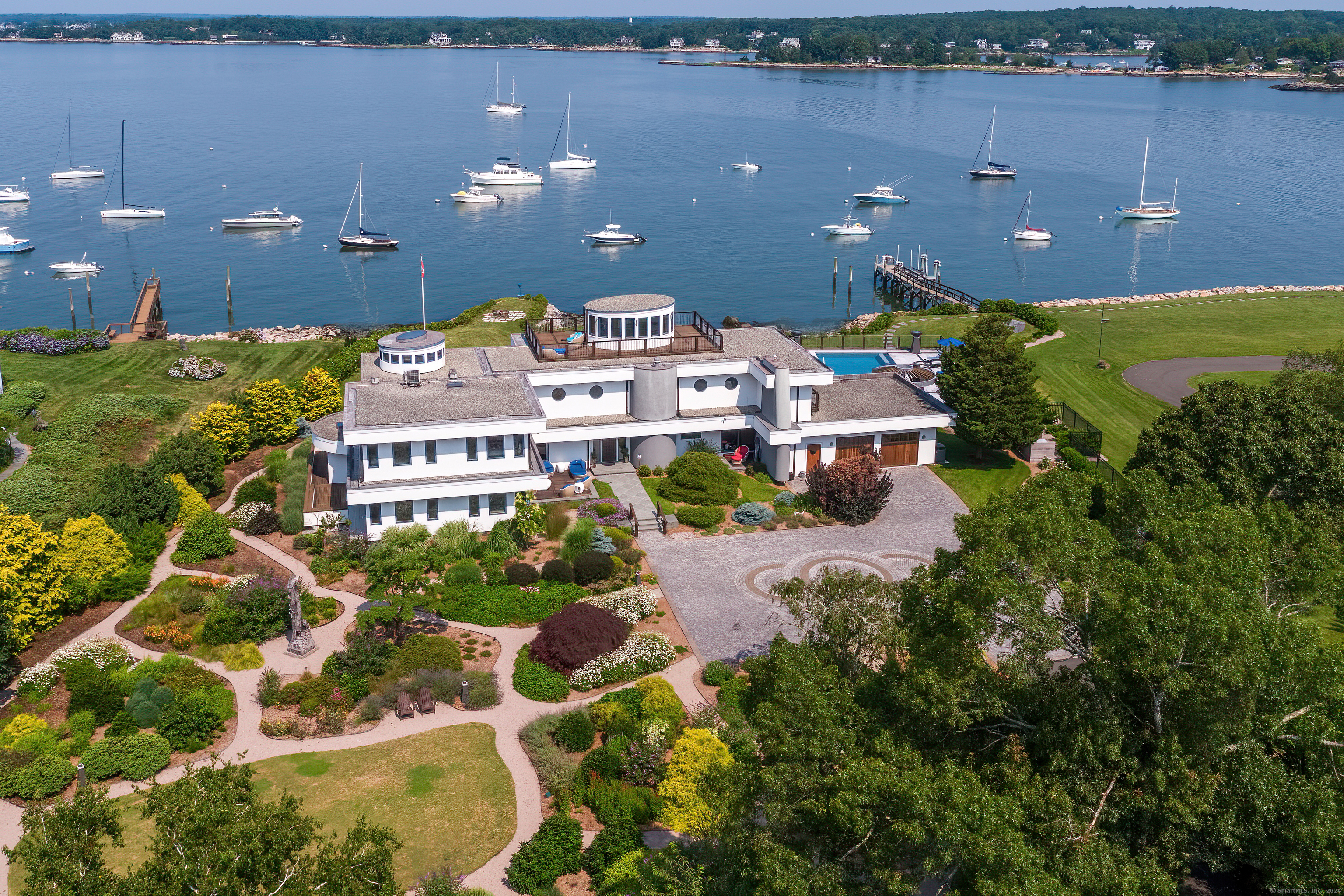 215 Uncas Point Road Guilford CT 06437