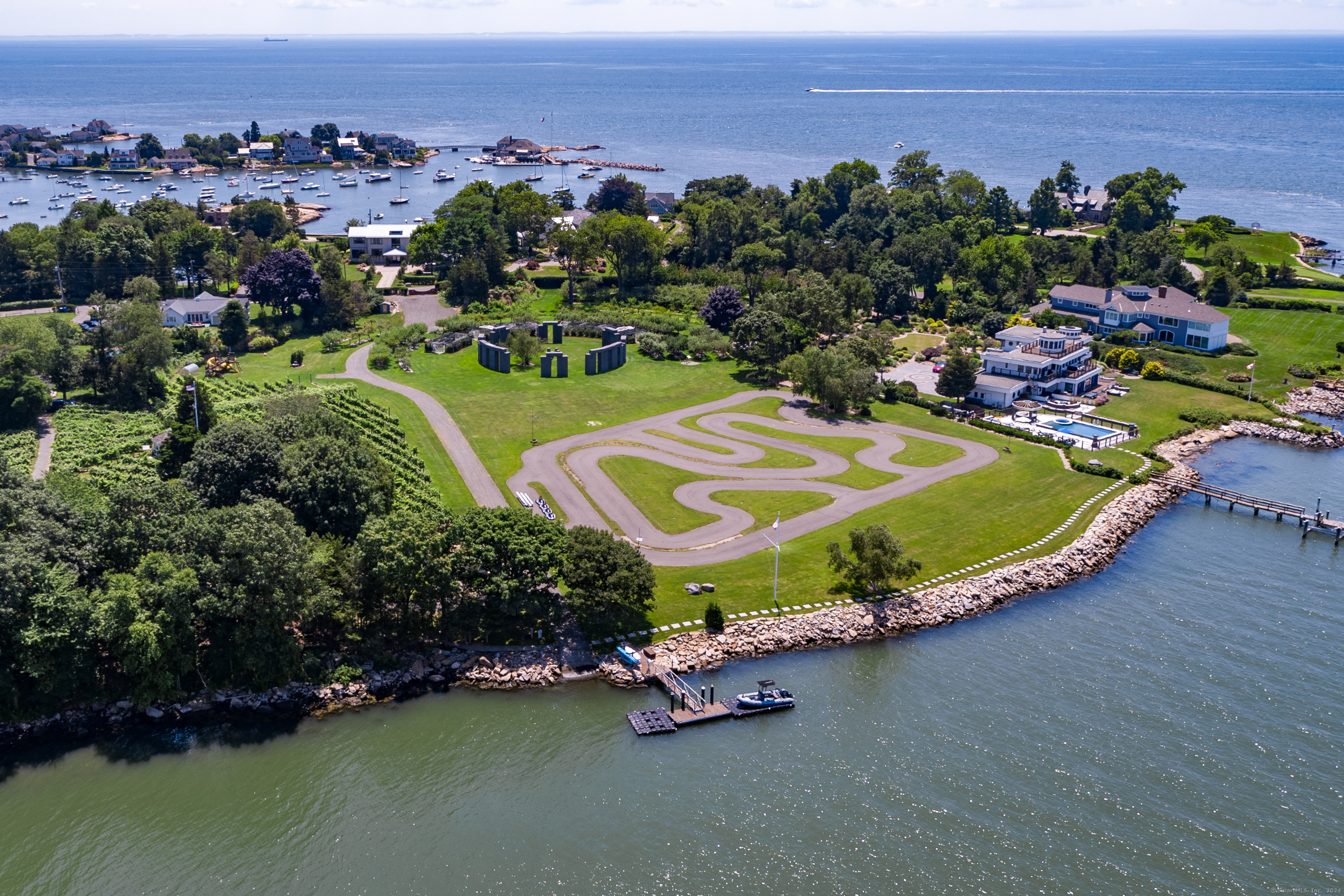 215 Uncas Point Road Guilford CT 06437