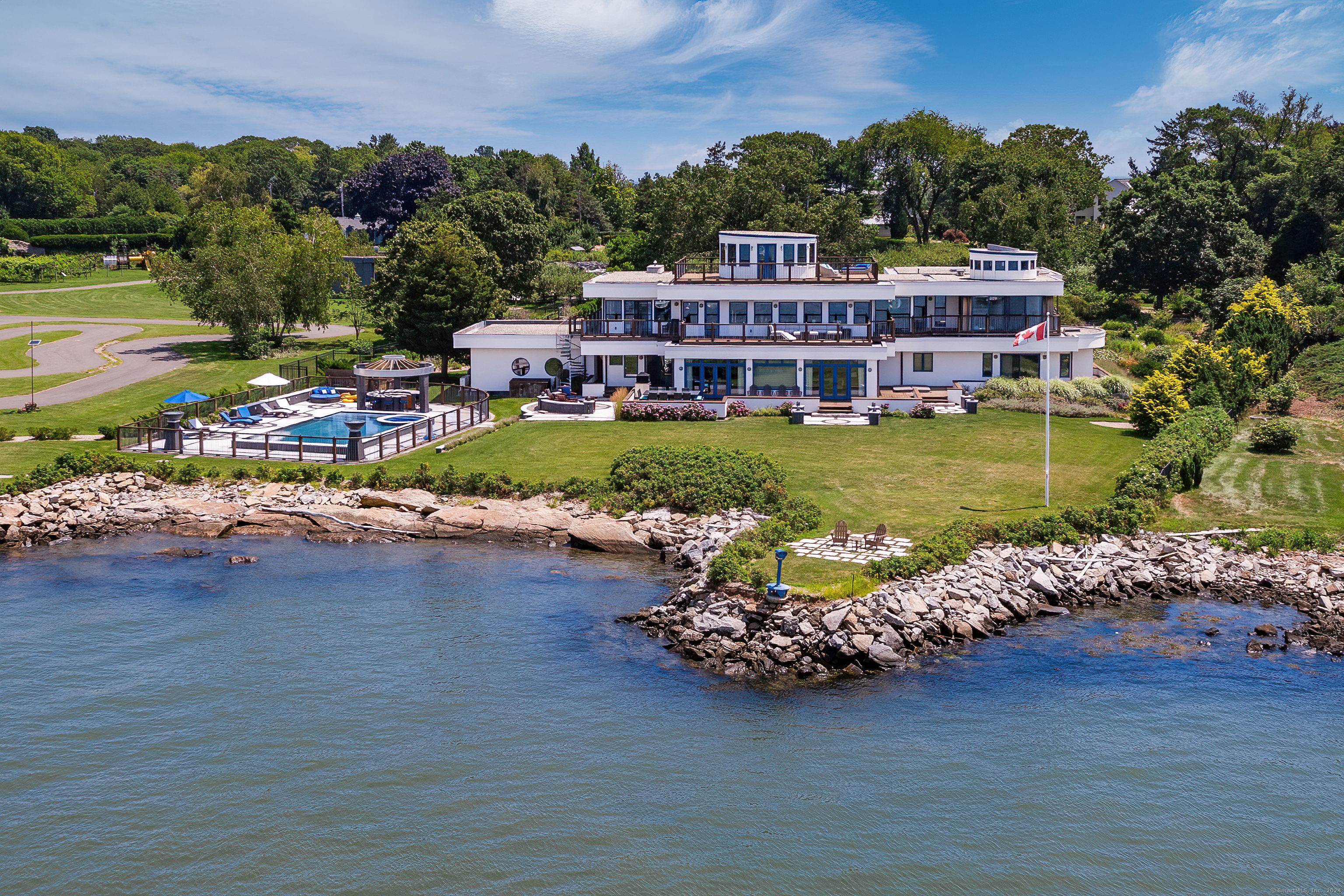 215 Uncas Point Road Guilford CT 06437