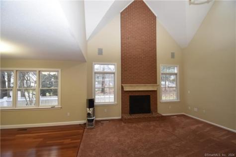 41 Sagewood Lane Windsor CT 06095