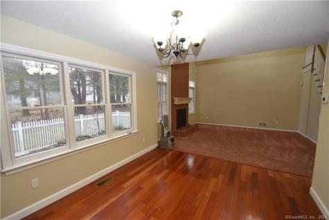 41 Sagewood Lane Windsor CT 06095