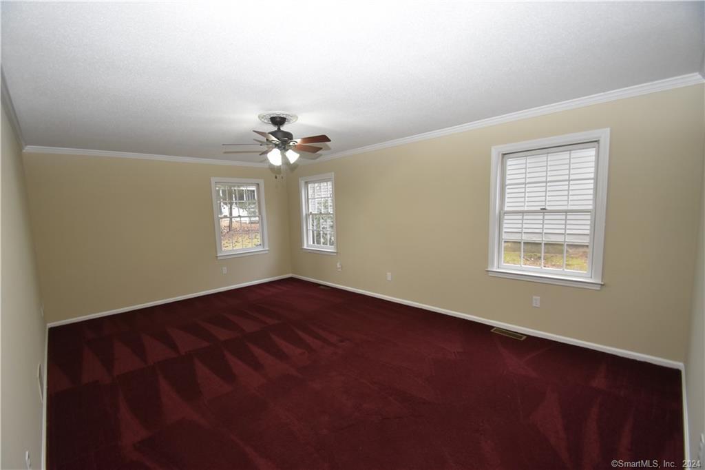 41 Sagewood Lane Windsor CT 06095