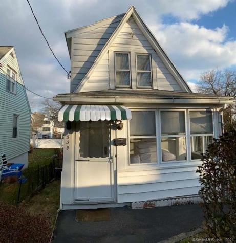 539 Knapps Highway Fairfield CT 06825