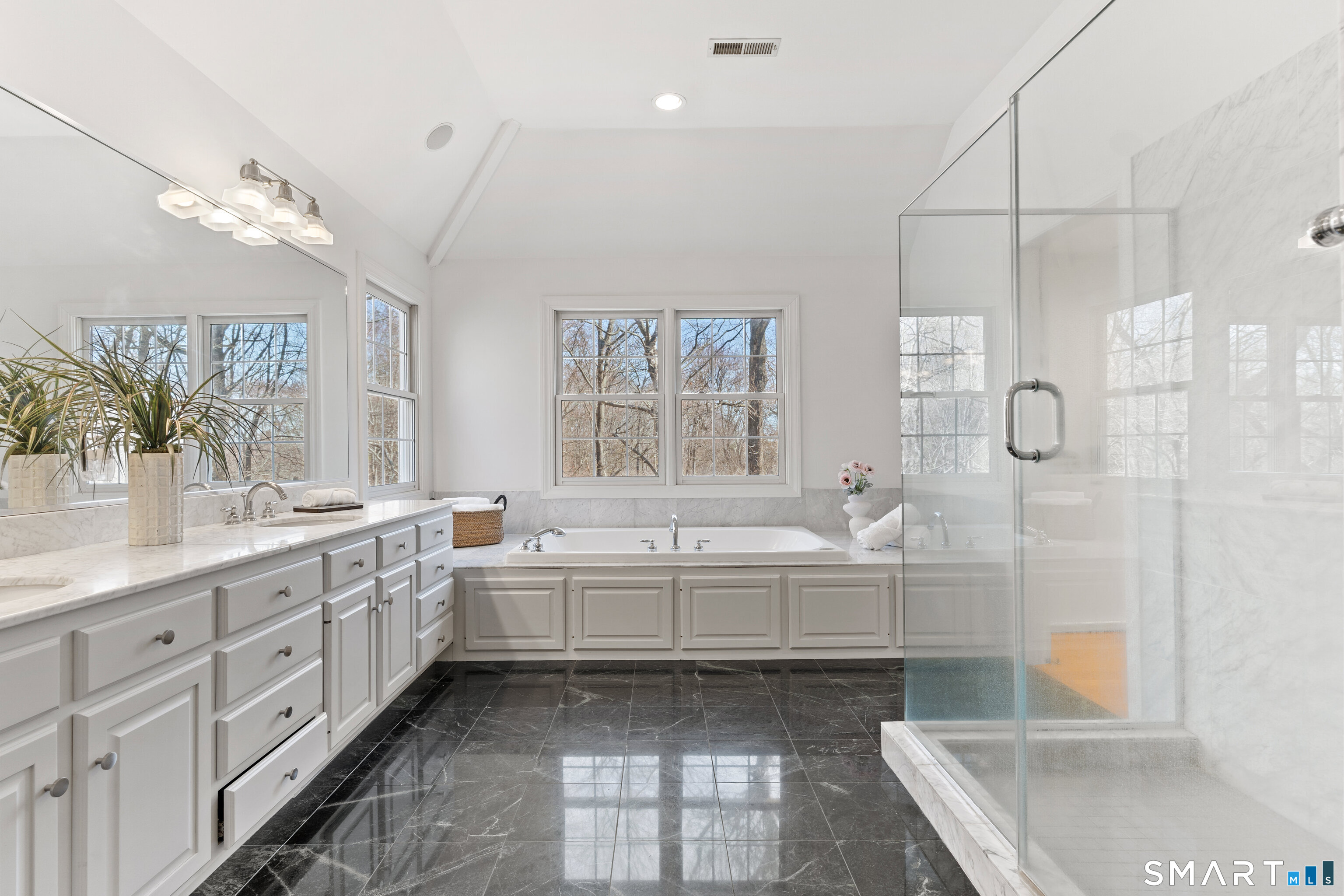 350 Chestnut Hill Road Norwalk CT 06851