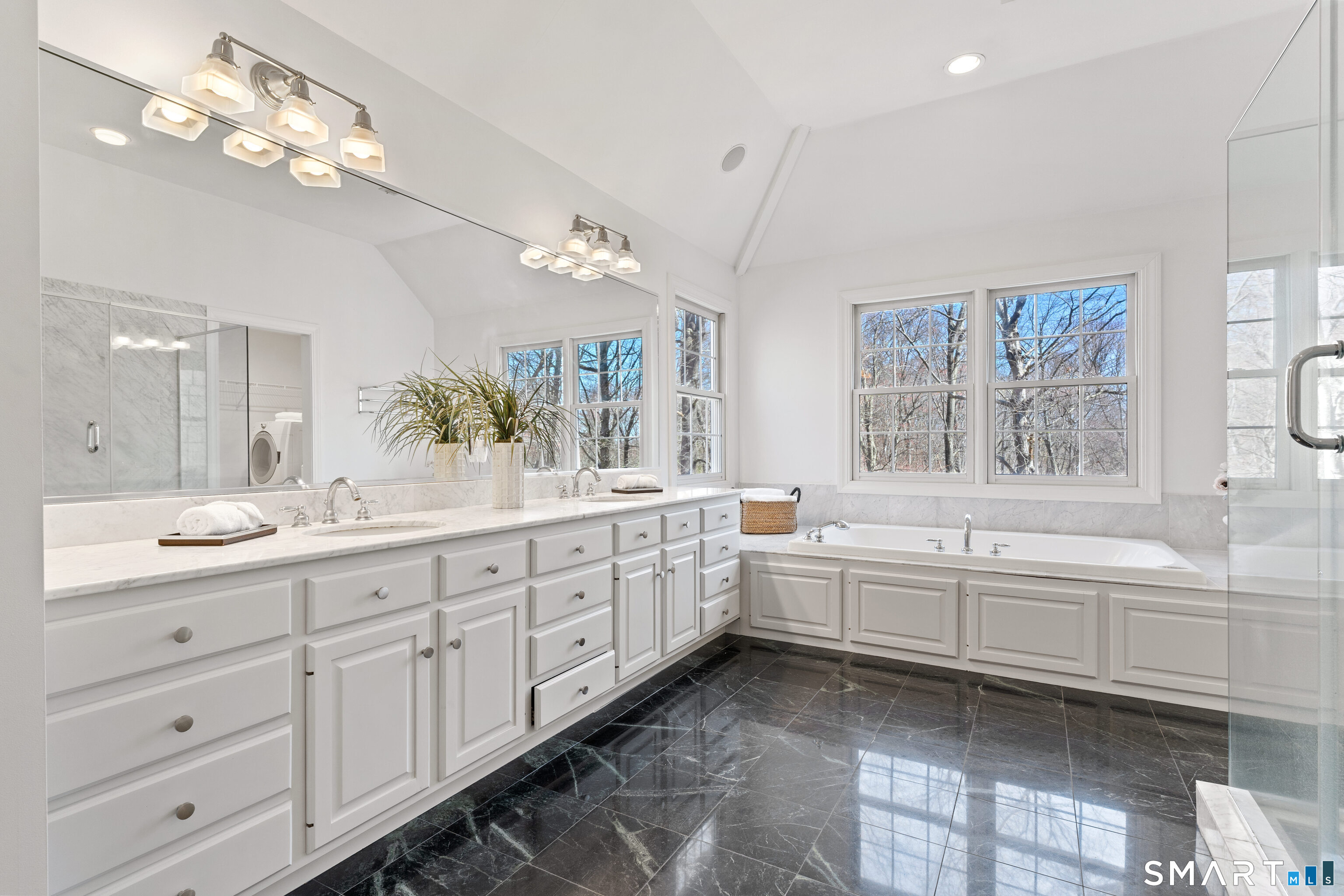 350 Chestnut Hill Road Norwalk CT 06851