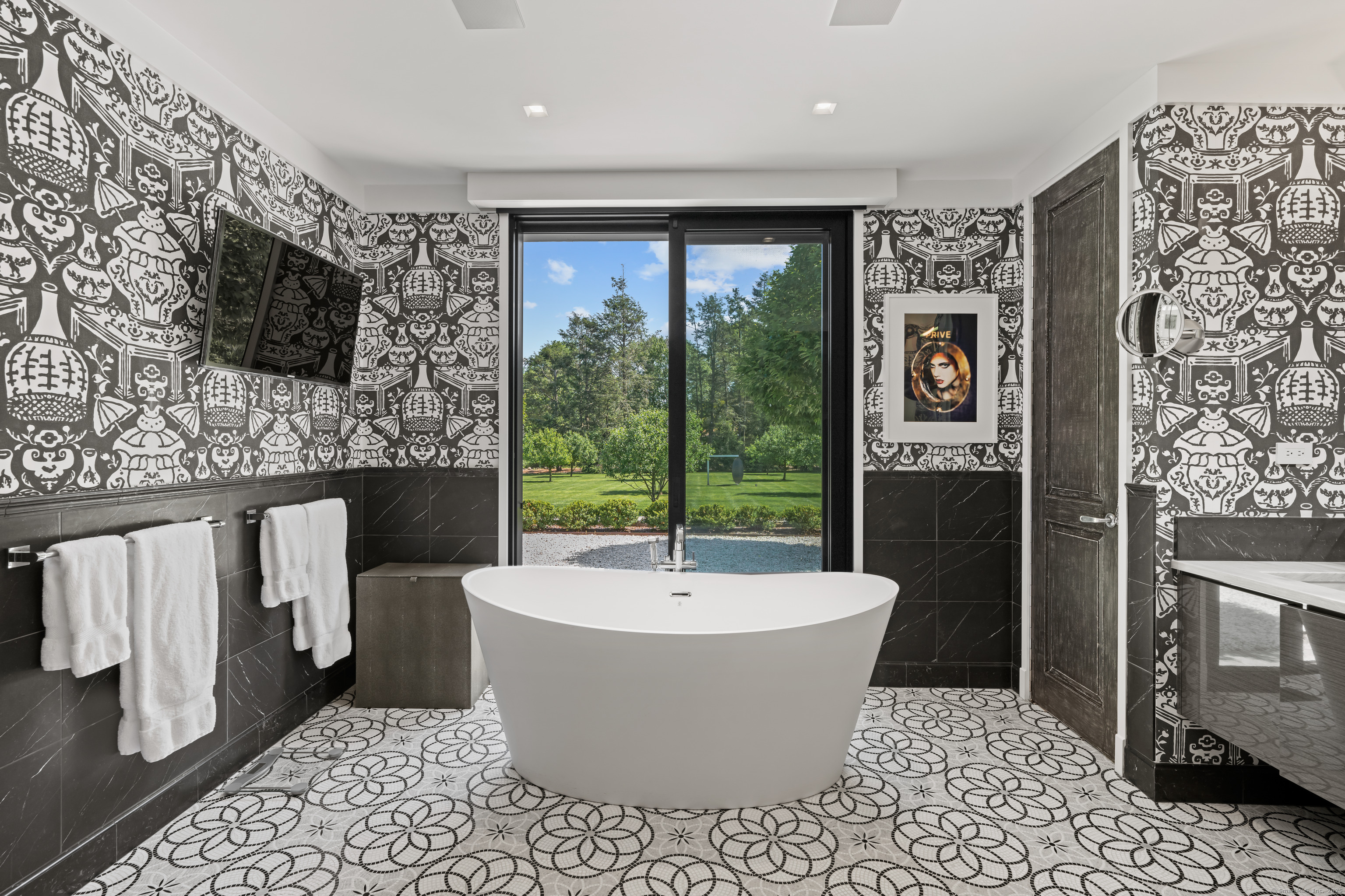 4800 Congress Street Fairfield CT 06824