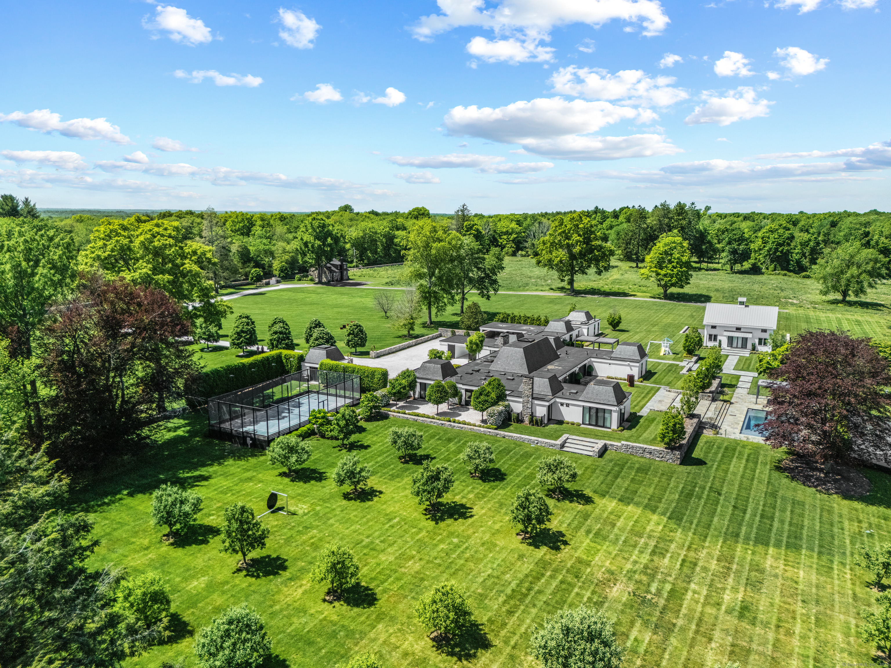 4800 Congress Street Fairfield CT 06824