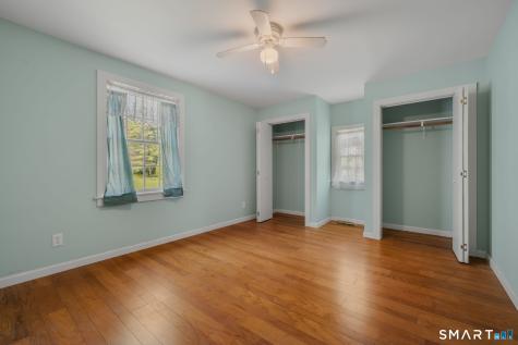 28 Church Lane East Lyme CT 06333