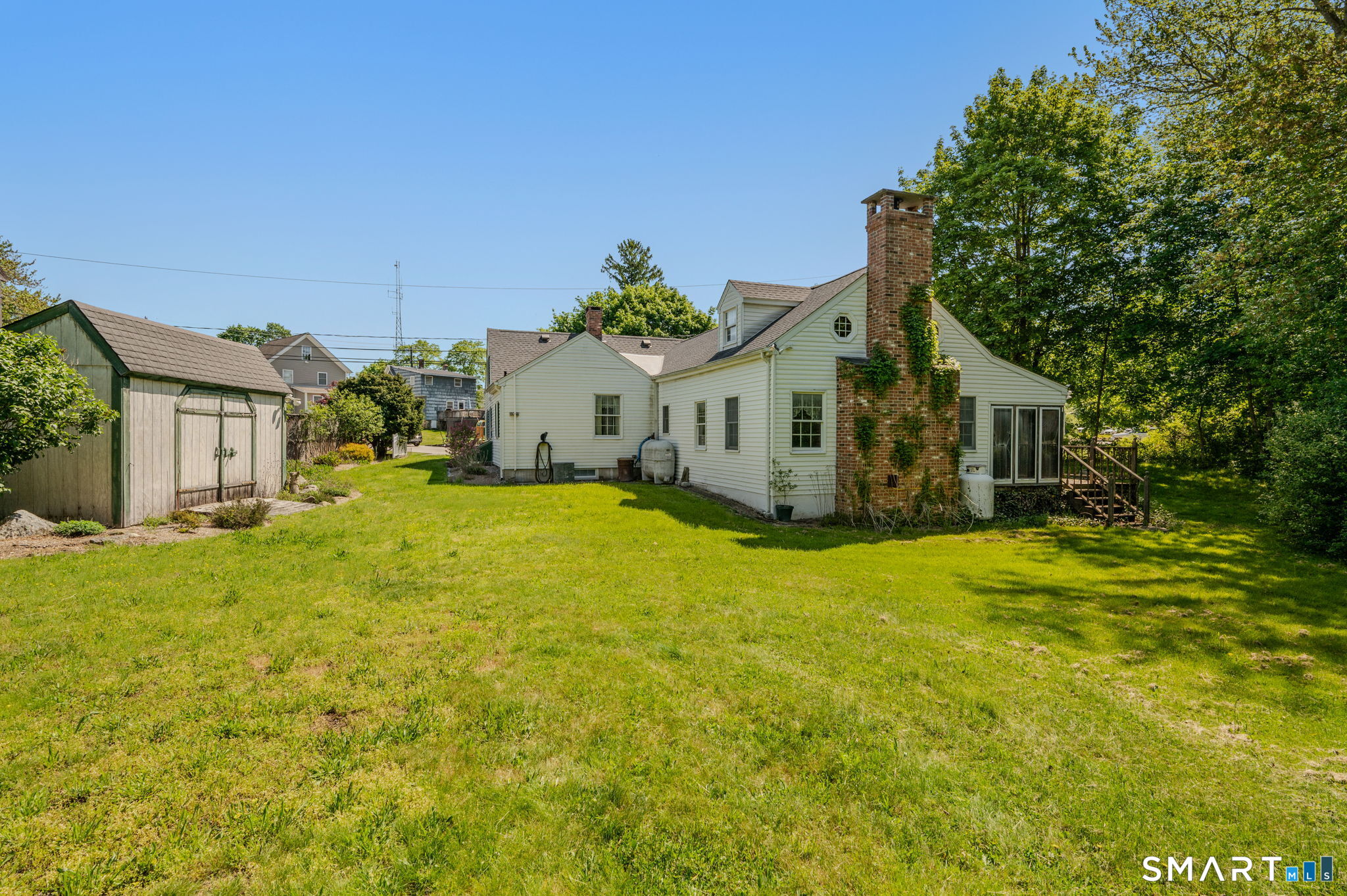 28 Church Lane East Lyme CT 06333