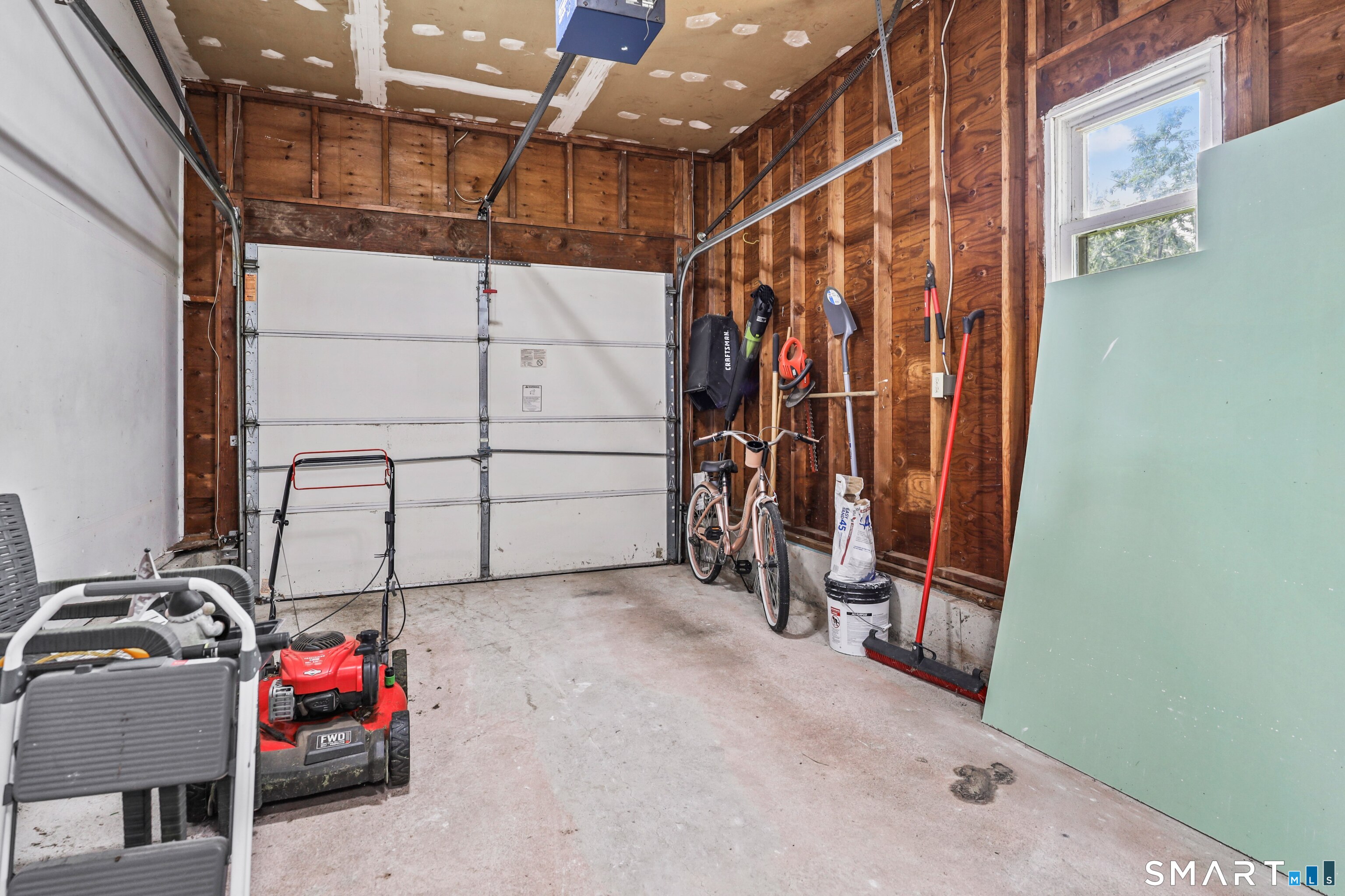 123 Fisher Road Middletown CT 06457