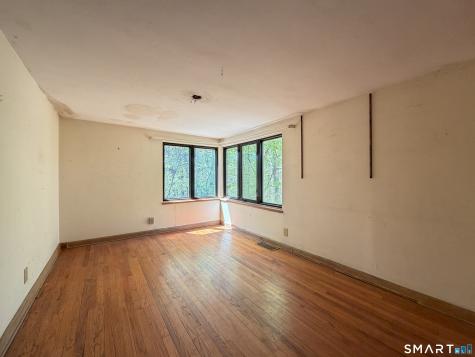 136 Forest Road Milford CT 06461