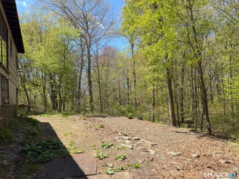 136 Forest Road Milford CT 06461