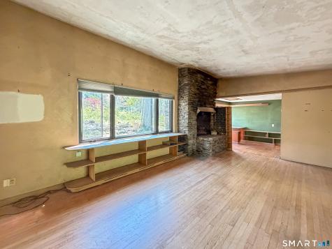 136 Forest Road Milford CT 06461