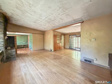 136 Forest Road Milford CT 06461
