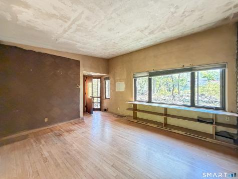 136 Forest Road Milford CT 06461