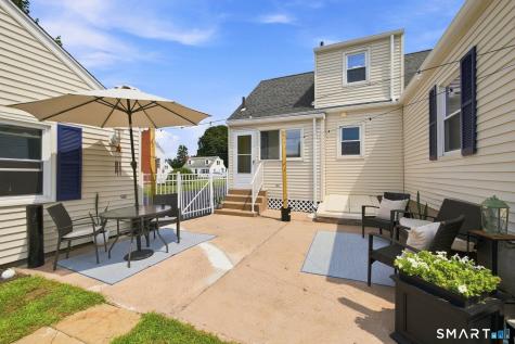 14 Oleary Drive Manchester CT 06040