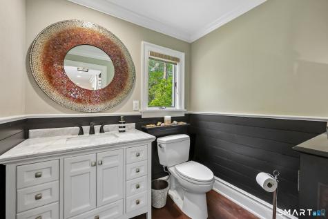 15 Lake Shore Drive East Lyme CT 06333