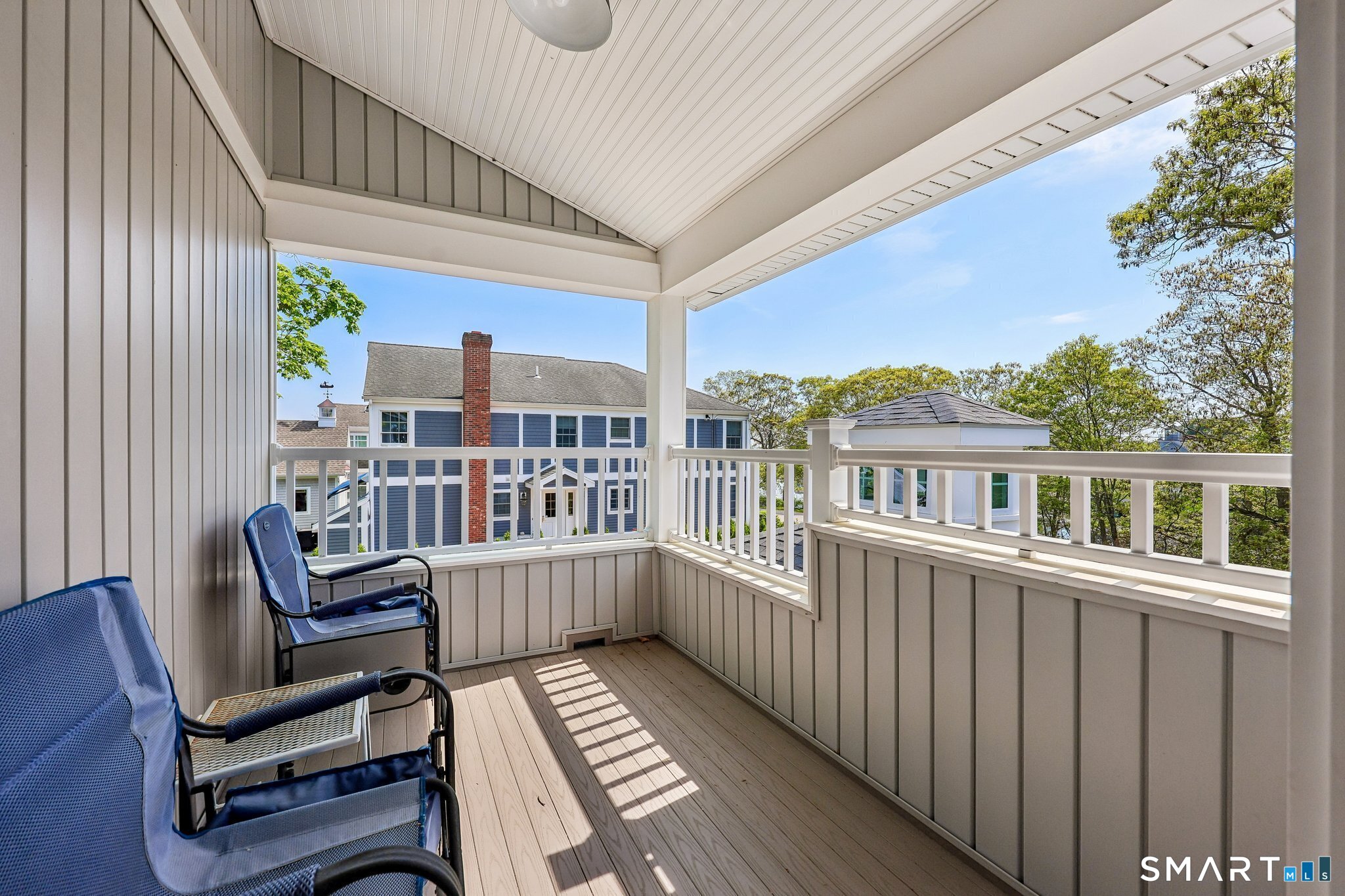 15 Lake Shore Drive East Lyme CT 06333