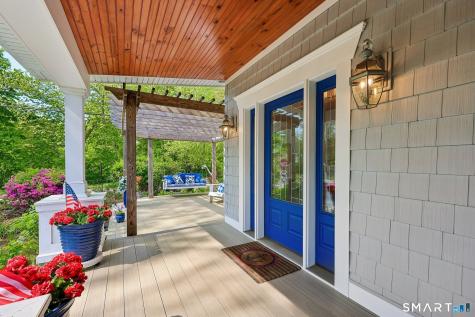 15 Lake Shore Drive East Lyme CT 06333