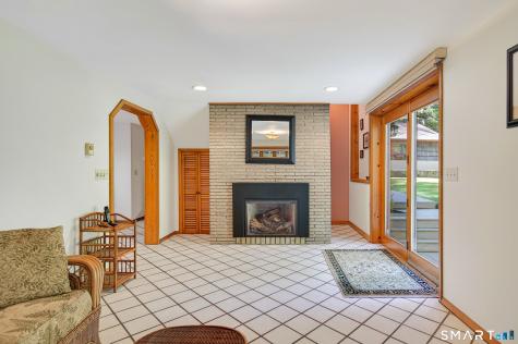 238 Pine Hill Road New Fairfield CT 06812