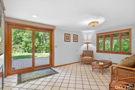 238 Pine Hill Road New Fairfield CT 06812