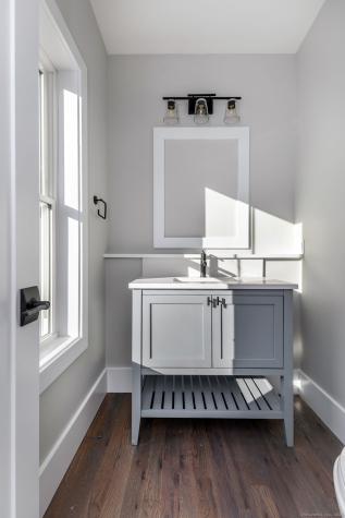 4B Vona Way Newtown CT 06470